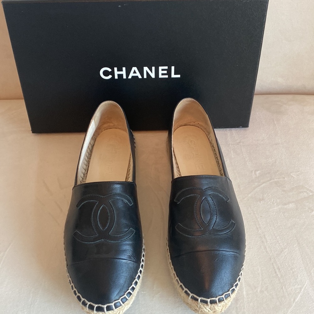 CHANEL black espadrilles Size 36.  Comes with box, dust bag, and receipt.